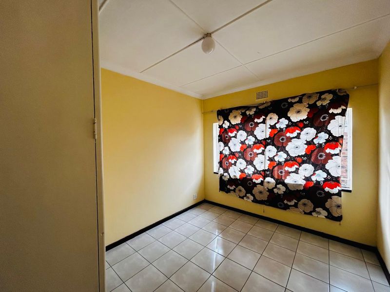 Home & Flatlet Combo - Photo 2
