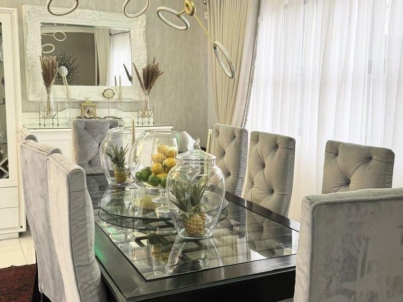 5 Bedrooms House For Sale in Auasblick - Photo 7