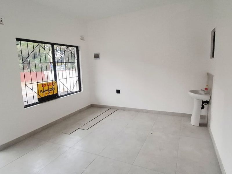 Affordable Business Units with Ample Parking Available - Photo 1