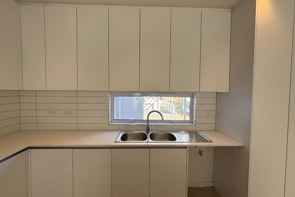 Modern Newly Built Townhouse in Voliere Estate - Photo 5