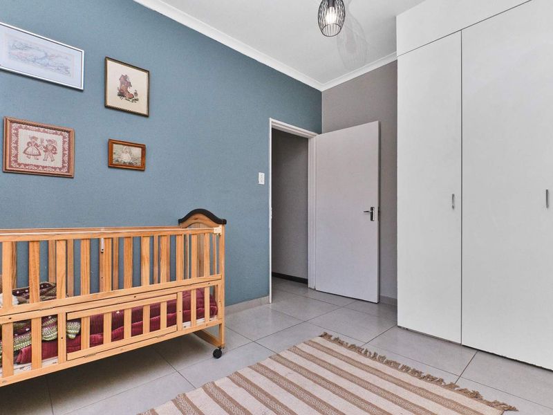 Modern Living Made Easy in a Prime Location. - Photo 8