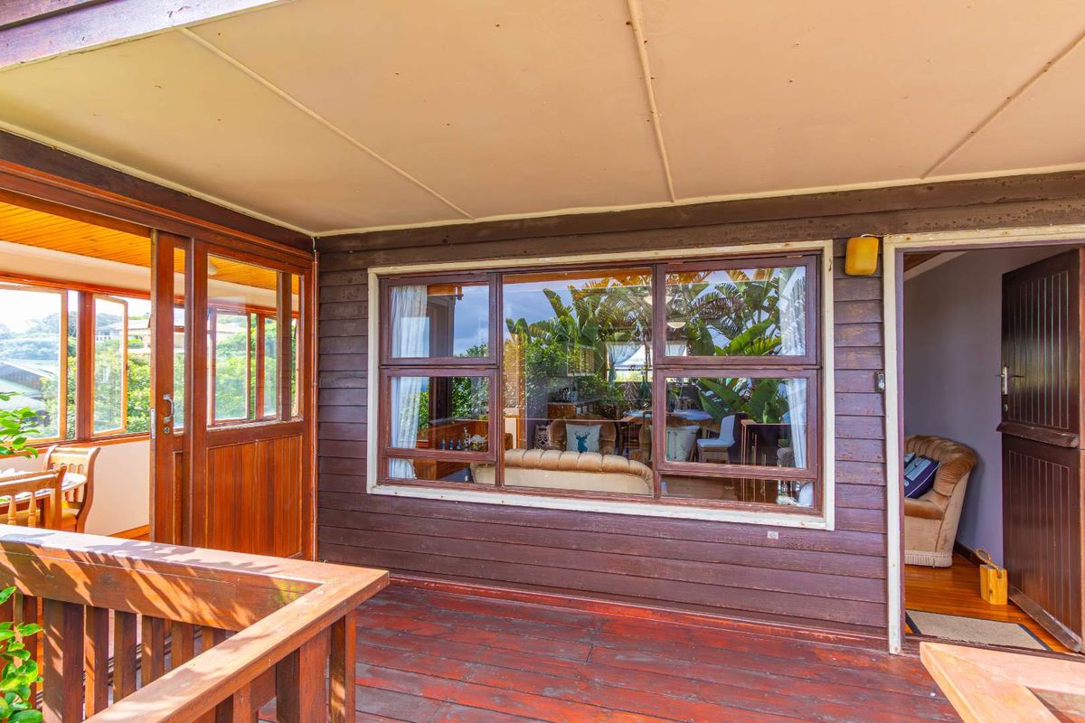 Brenton-on-Sea Coastal Home with Great Potential - Photo 4