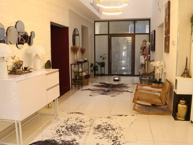 Beautiful House For Sale Auasblick - Photo 2