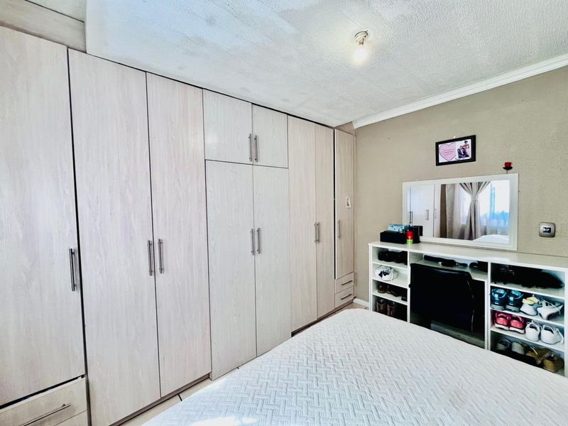 Three bedrooms house for sale in Soshanguve W W - Photo 2