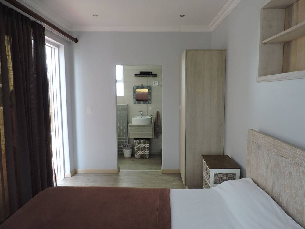 bedroom 4 with en-suite bathroom