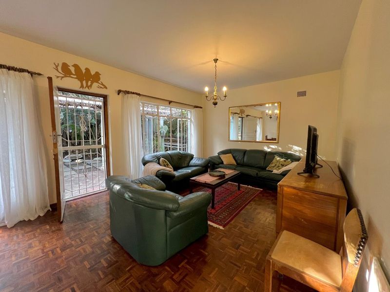 Furnished flexible rental - Photo 3