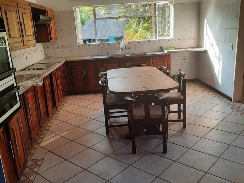Family Home / Investors Dream / Airbnb / Rental Income!!! - Photo 2