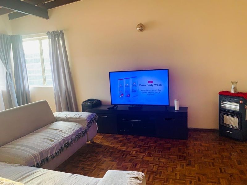 Three Bedroom Apartment to Rent in Pinetown Central - Newly Renovated - Photo 7