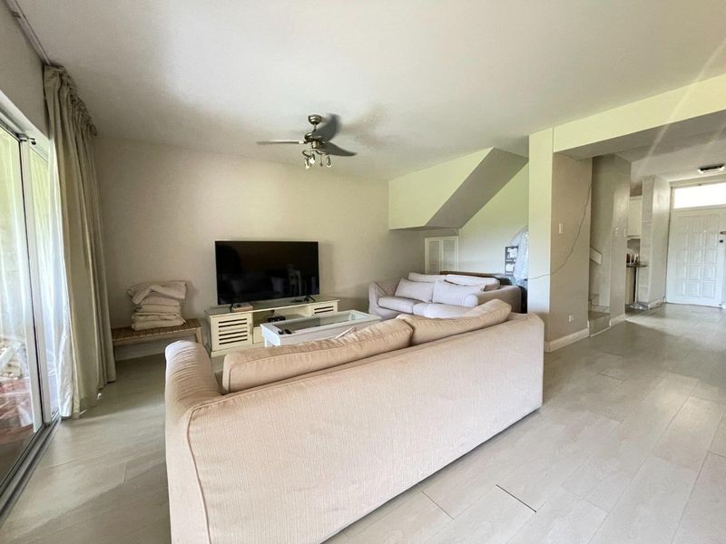 Fully Furnished 3-Bedroom Beachfront Apartment – Longbeach - Photo 7