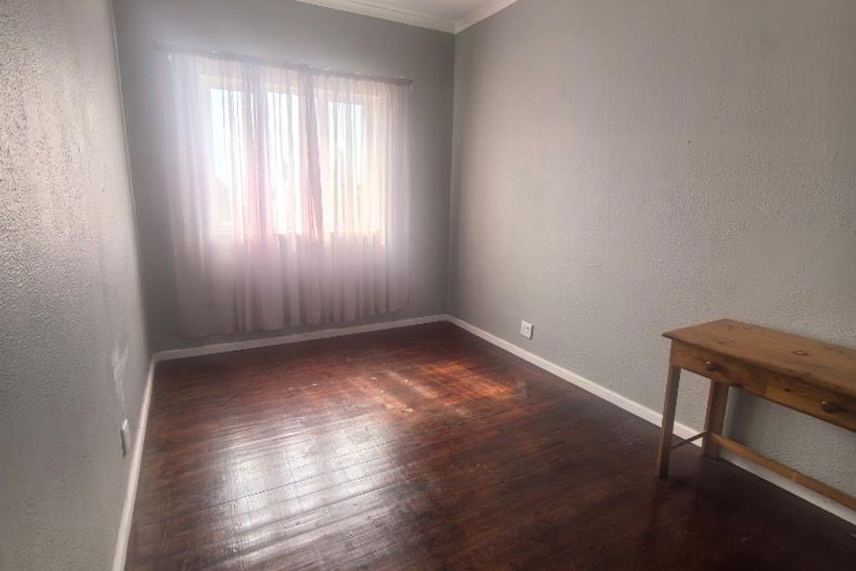 Affordable 2 Bedroom flat available for rent - Photo 2