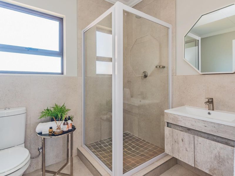 Modern Living with Unmatched Security: Parks Apartments in Honeyde - Photo 9