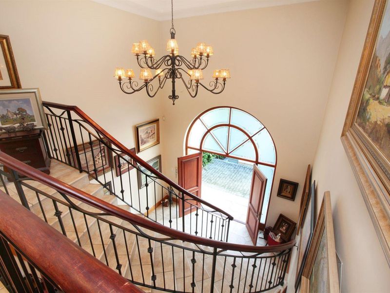 TIMELESS VILLA STYLE - Photo 10