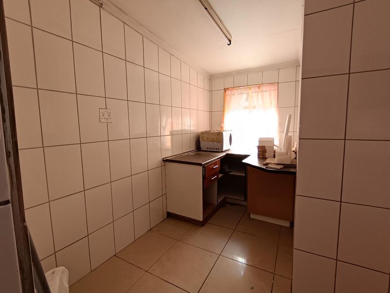 Spacious Family Haven in Hospitaalpark Awaits You - Photo 8