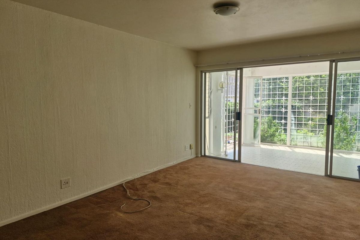Calling over 50’s for a bright and light 2 bedroom unit at The Manor - Photo 4