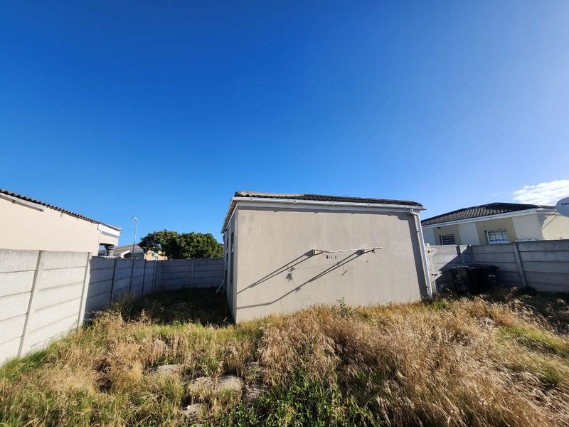 Two Bedroom House To Let in Belladonna Estate, Blue Downs - Photo 7