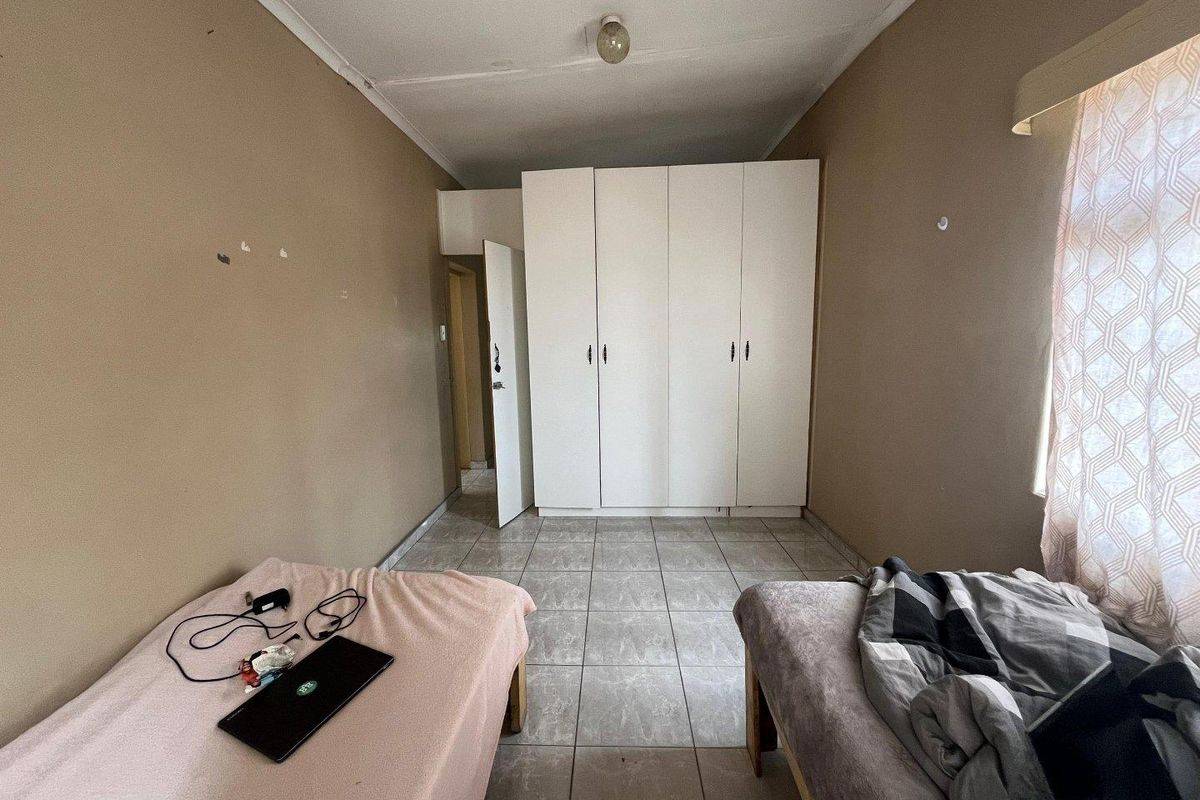 🔥 HIGH-INCOME INVESTMENT OPPORTUNITY! 🏡 FOR SALE | WINDHOEK NORTH 💰 N$ 3,150,000 (Excl. Costs)  ✨ Earn N$ 35,000/month from day ONE! - Photo 5