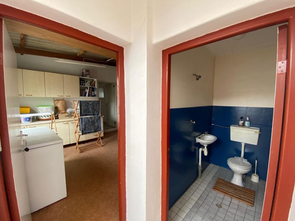 Staff WC and laundry room