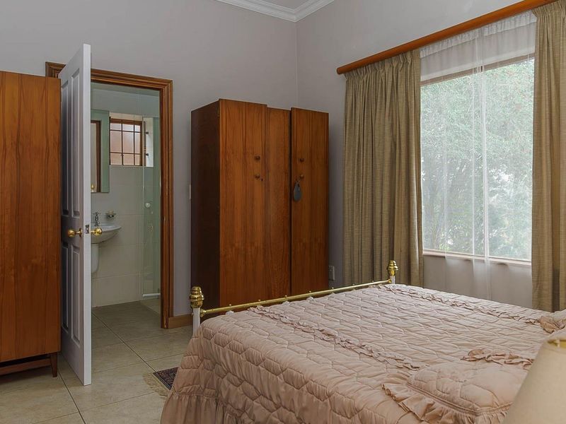 Your Perfect Family Retreat in Greenvale Village, Hillcrest - Photo 8