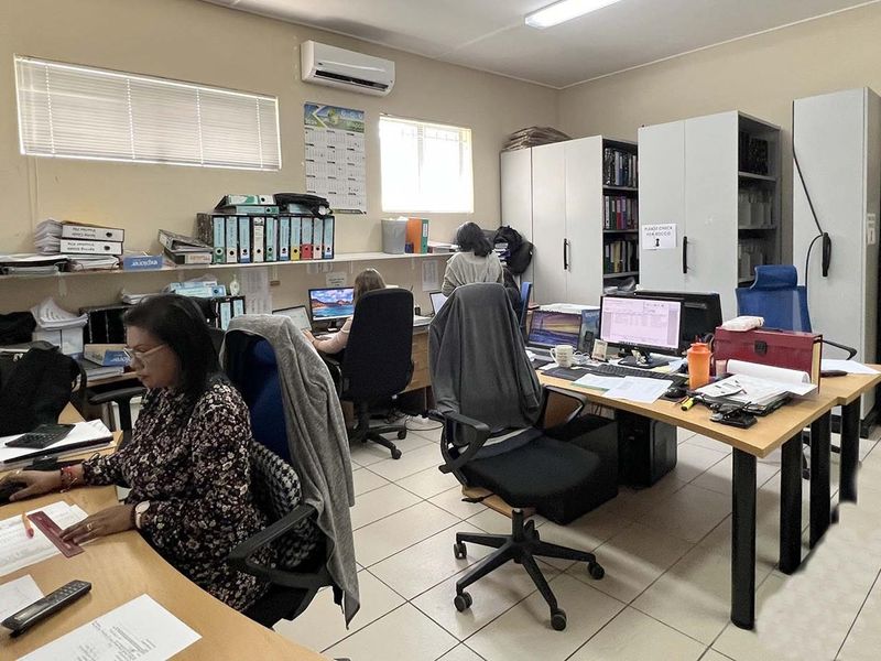 UNIQUE OFFICE SPACE IN THE HEART OF UMHLANGA - Photo 10