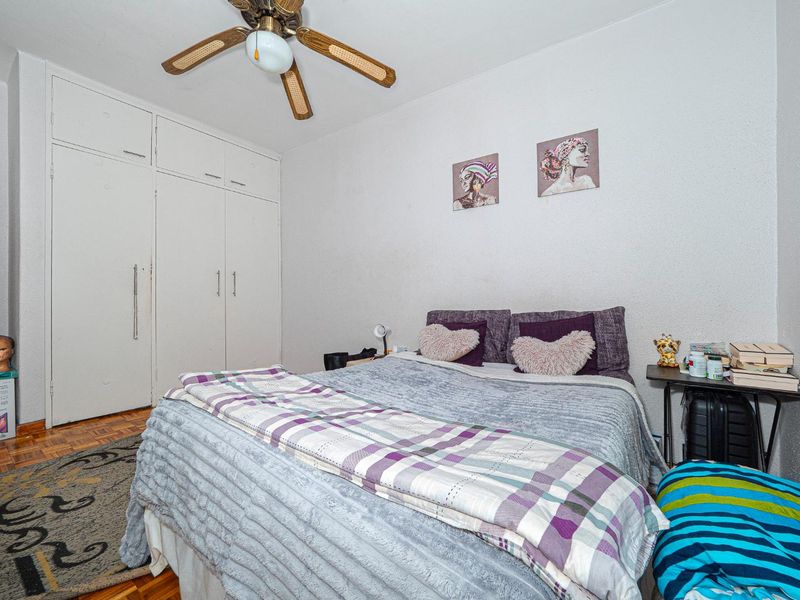 A Generous Space Ready for Your Personal Touch - Photo 10