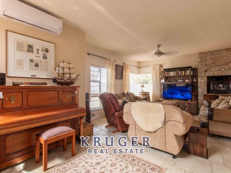 3-Bedroom Townhouse for Sale - Photo 10