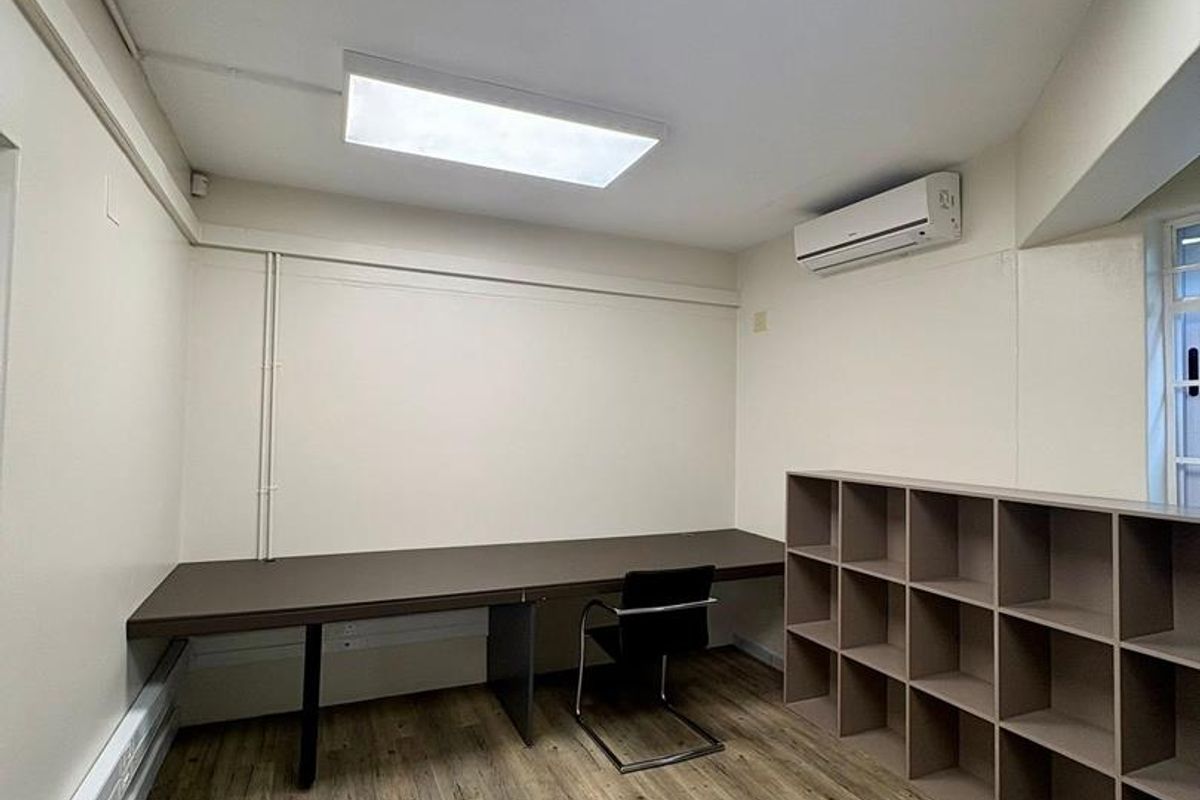 Office Space TO LET in Ludwigsdorf - Photo 4