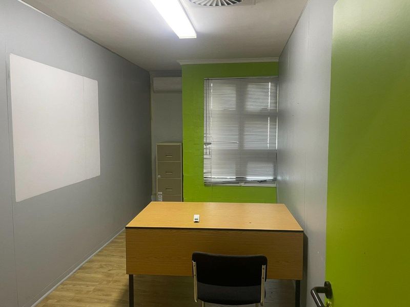 Premium Corporate Office in Pinelands Business Park – Position Your Team for Growth - Photo 8