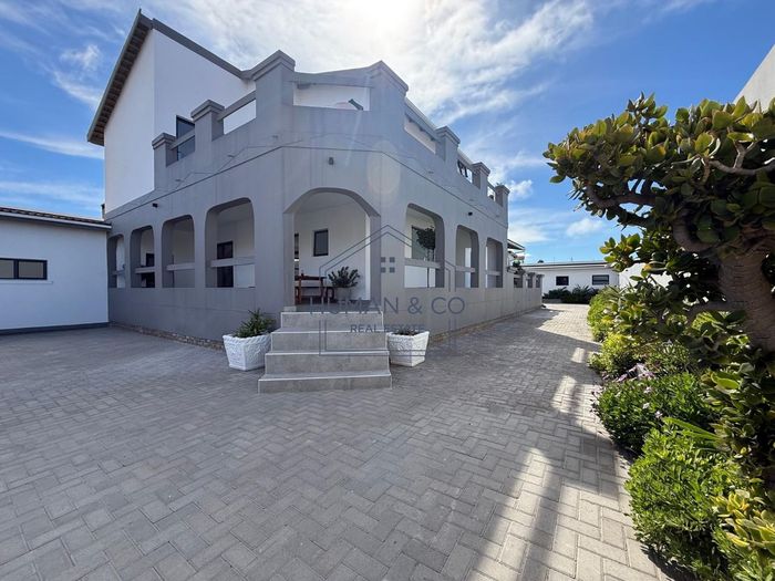 Property #2477426, House For Sale in Lagoon