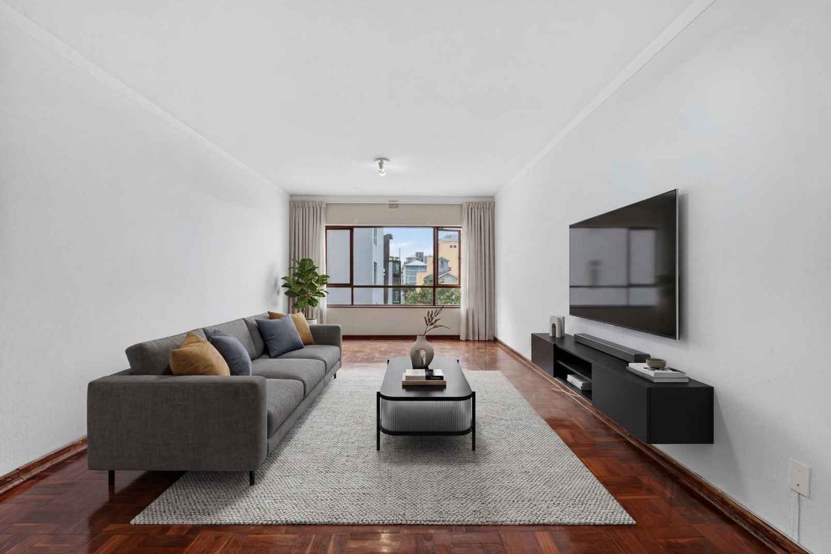BEACHFRONT LIVING IN THE HEART OF SEA POINT - Photo 2