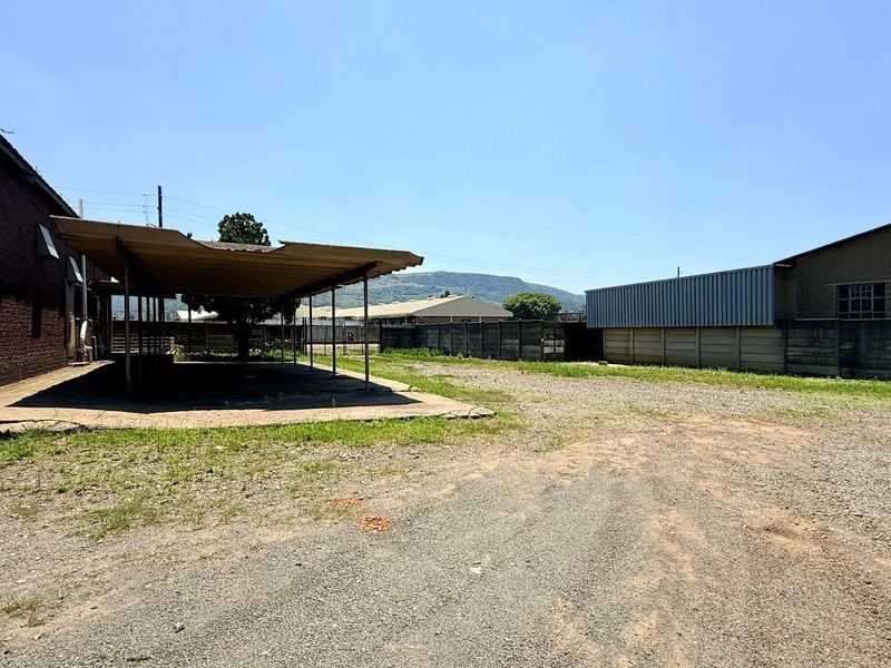 Commercial space for sale in Vryheid - Photo 2