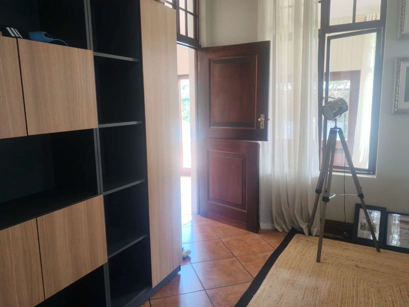 EXCLUSIVE MANDATE - AVAILABLE 1ST MAY 2026-  LOVELY SPACIOUS FAMILY HOME IN SECURITY - Photo 9