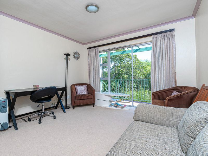 Secure Apartment with Mountain Views in Well-Run Complex - Photo 6