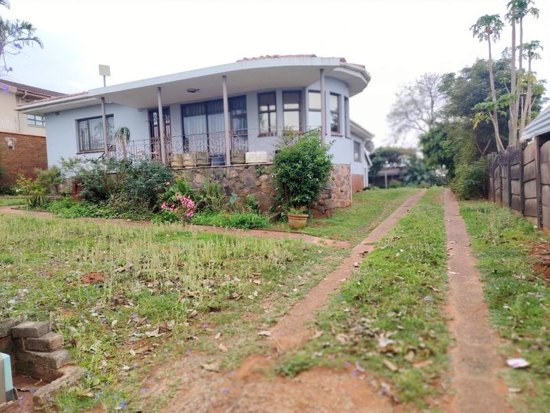 Elevated house with the 360 degree view over the Isipingo Hills - Photo 5