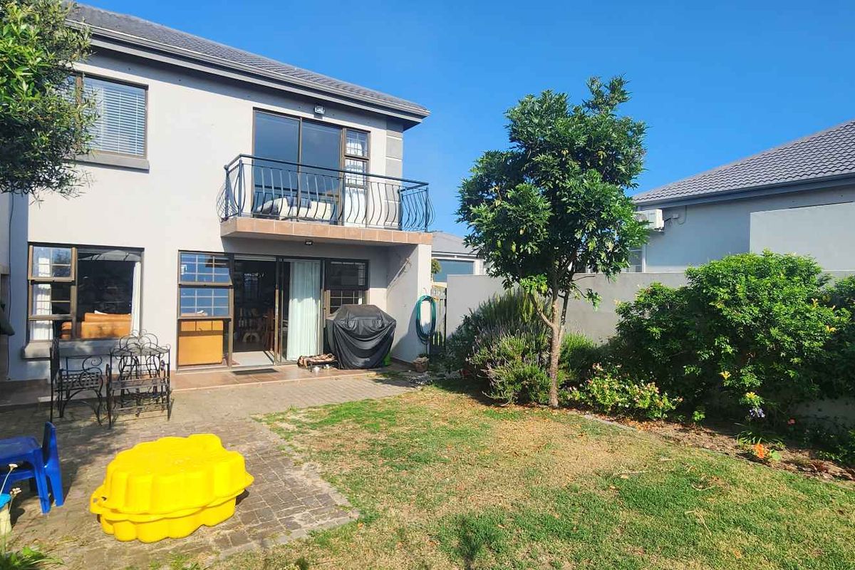 Elegant and spacious townhouse in Tergniet - Photo 2