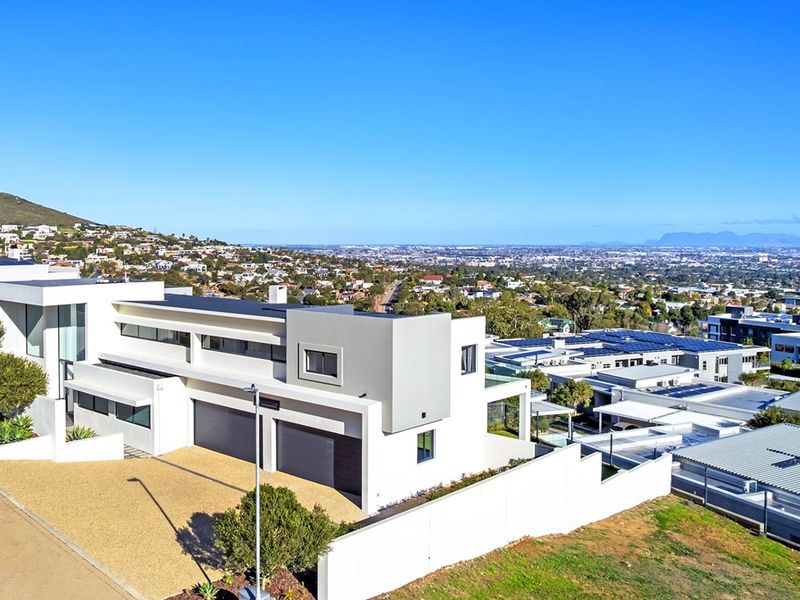 Experience a home that sets a new benchmark for luxury living. - Photo 3