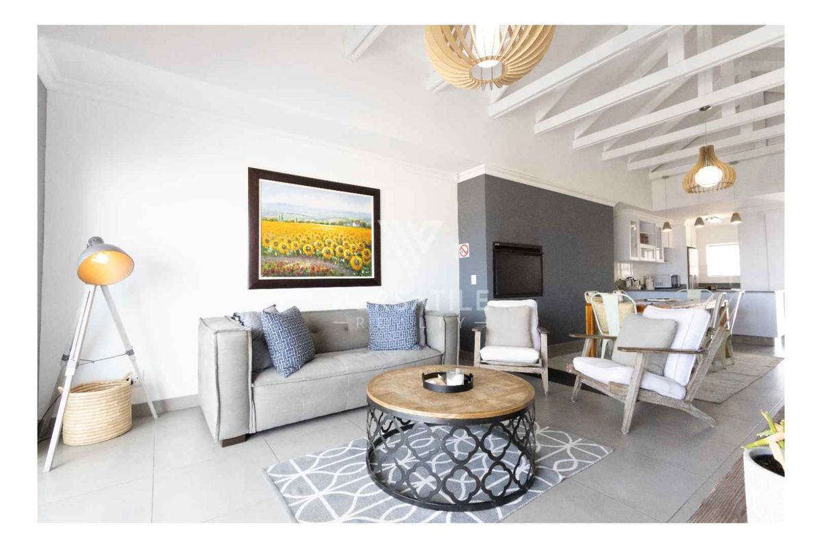 Penthouse For Sale - Photo 4