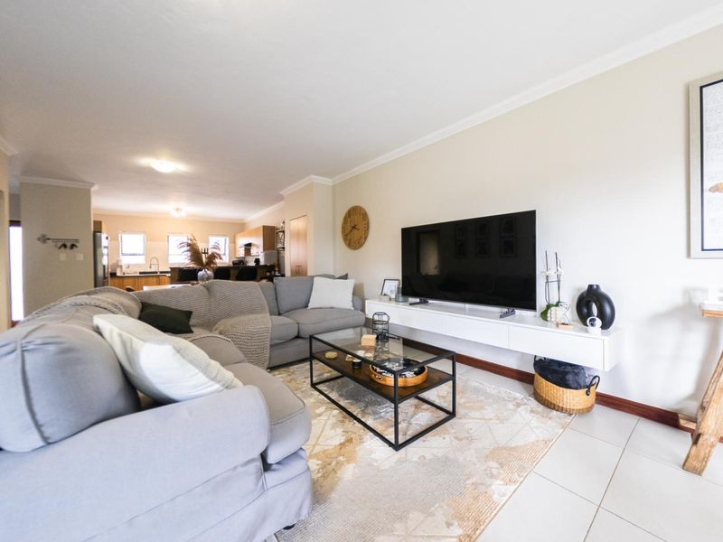 Full title Fully kitted Townhouse in Heritage Hill - Photo 4