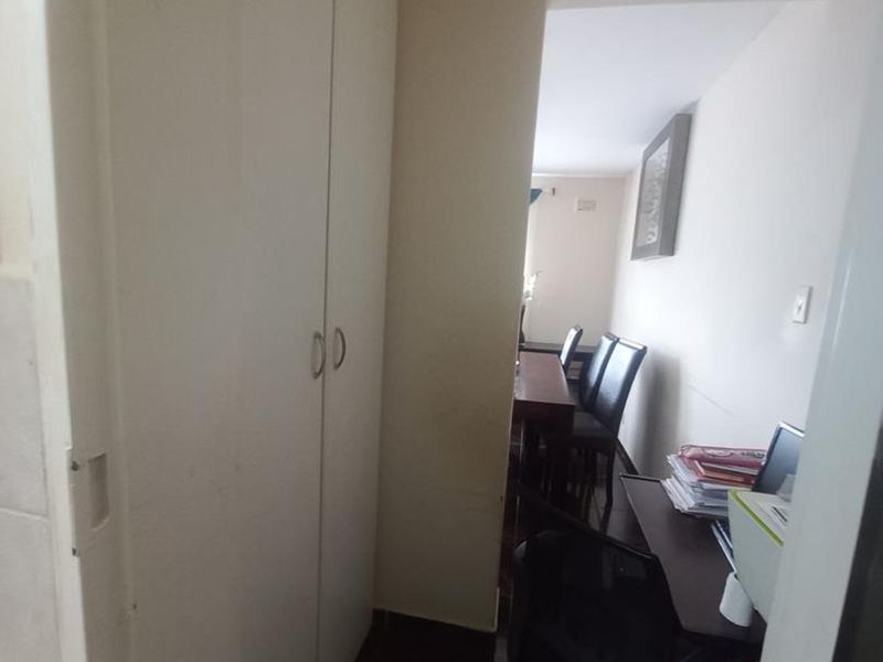 Cozy, Comfortable & Easy Living! - Photo 10