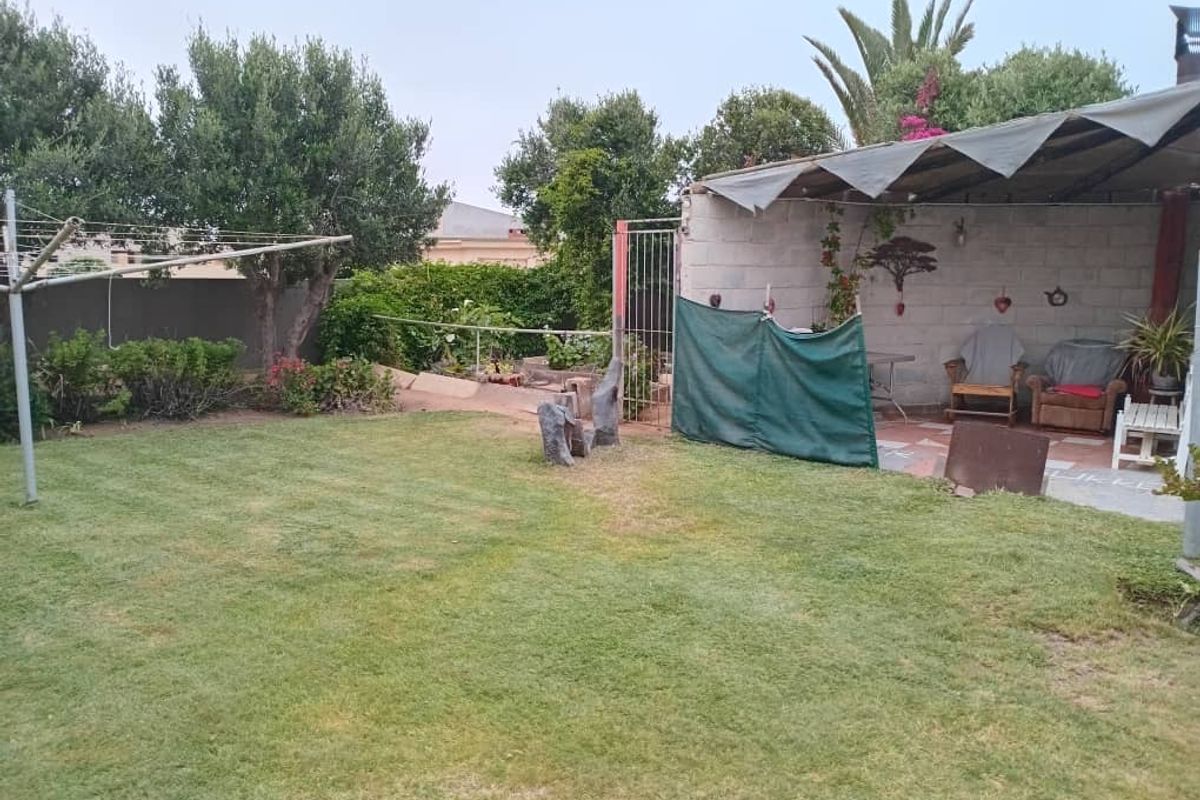 PERFECTLY LOCATED HOUSE FOR SALE IN HENTIES BAY – NAMIBIA - Photo 2