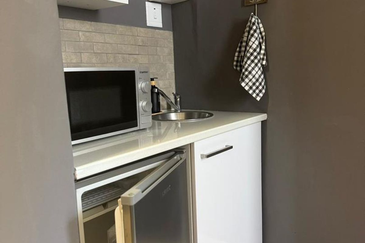 Fully functional and furnished office space to let Maerua Mall - Photo 4