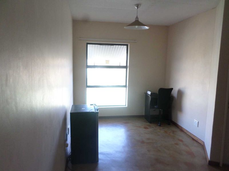 The Wall, 2 Bedroom for sale - Photo 4