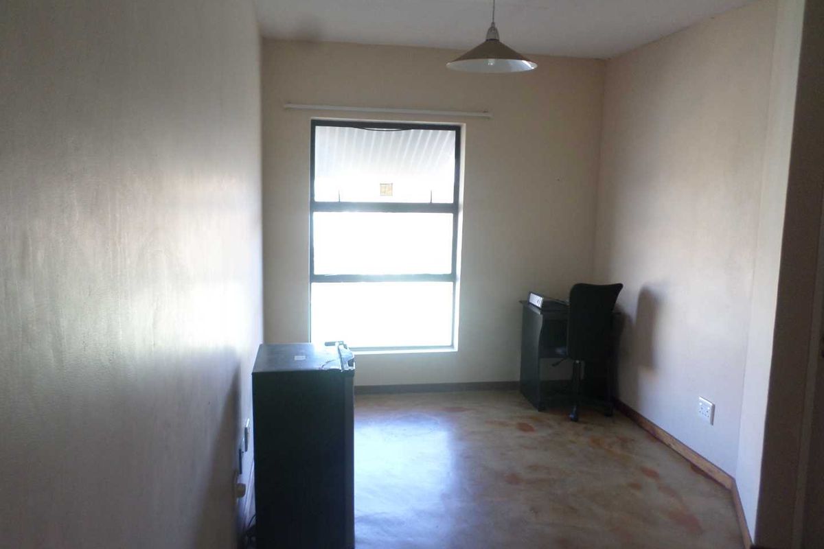 The Wall, 2 Bedroom for sale - Photo 4