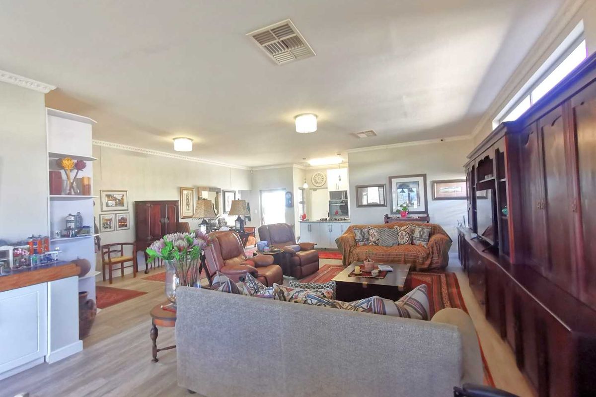 House for sale at Finkenstein Manor - Photo 4