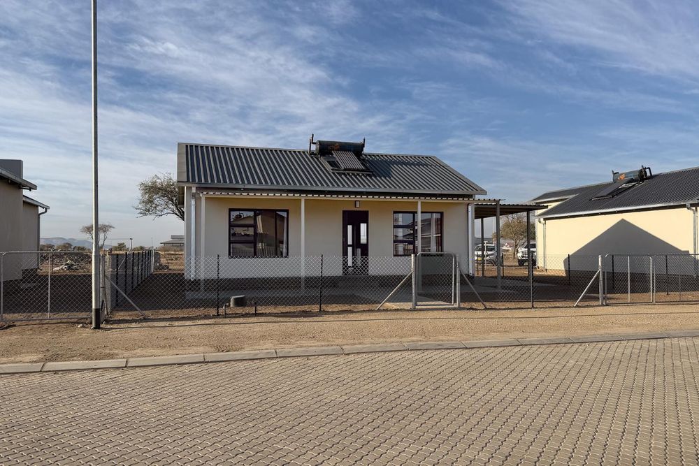 Beautiful, full title home with covered parking and large erf for future expansion.