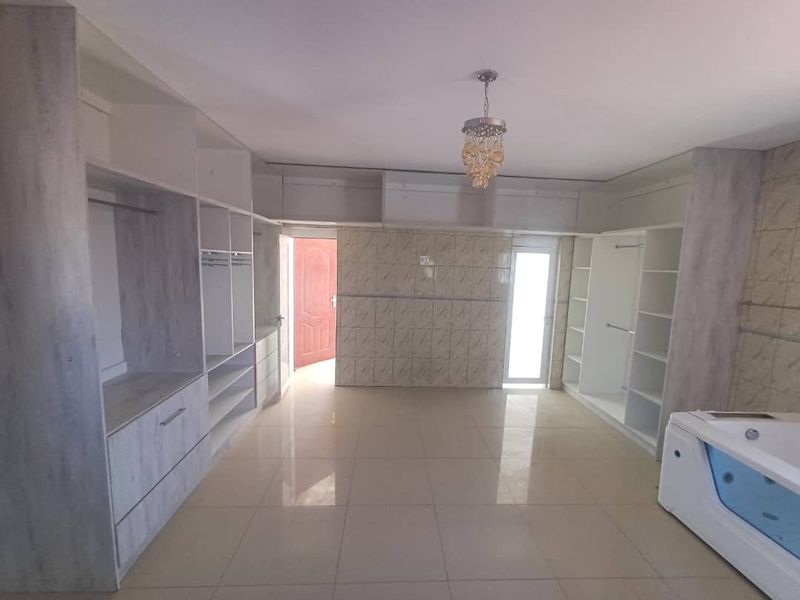 Eros Park - House for sale - Photo 3