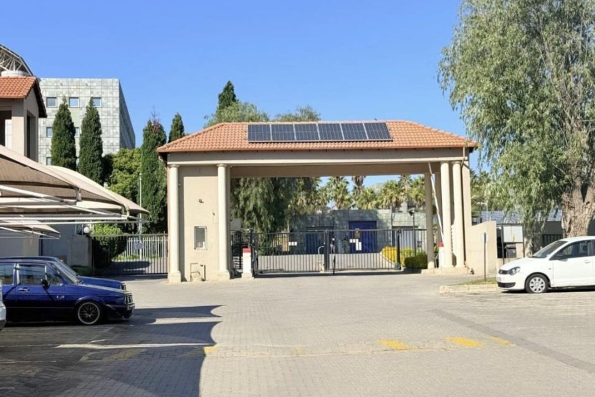 2 Bed Apartment for Sale - Photo 2