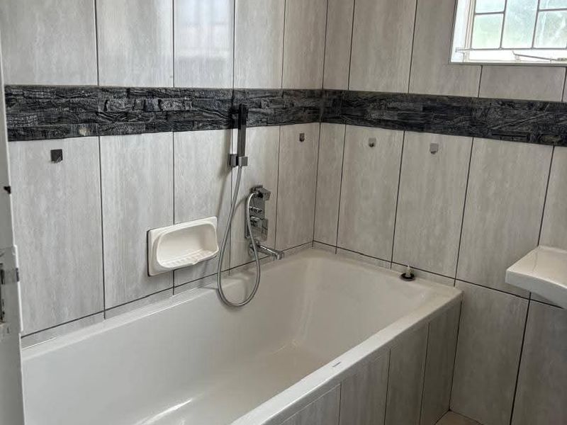 4-Bedroom Home in Academia - Photo 8
