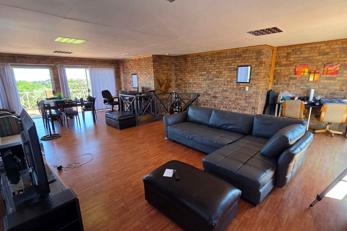 Chef's Kitchen and Stunning Indoor-Outdoor Flow Await!" - Photo 4