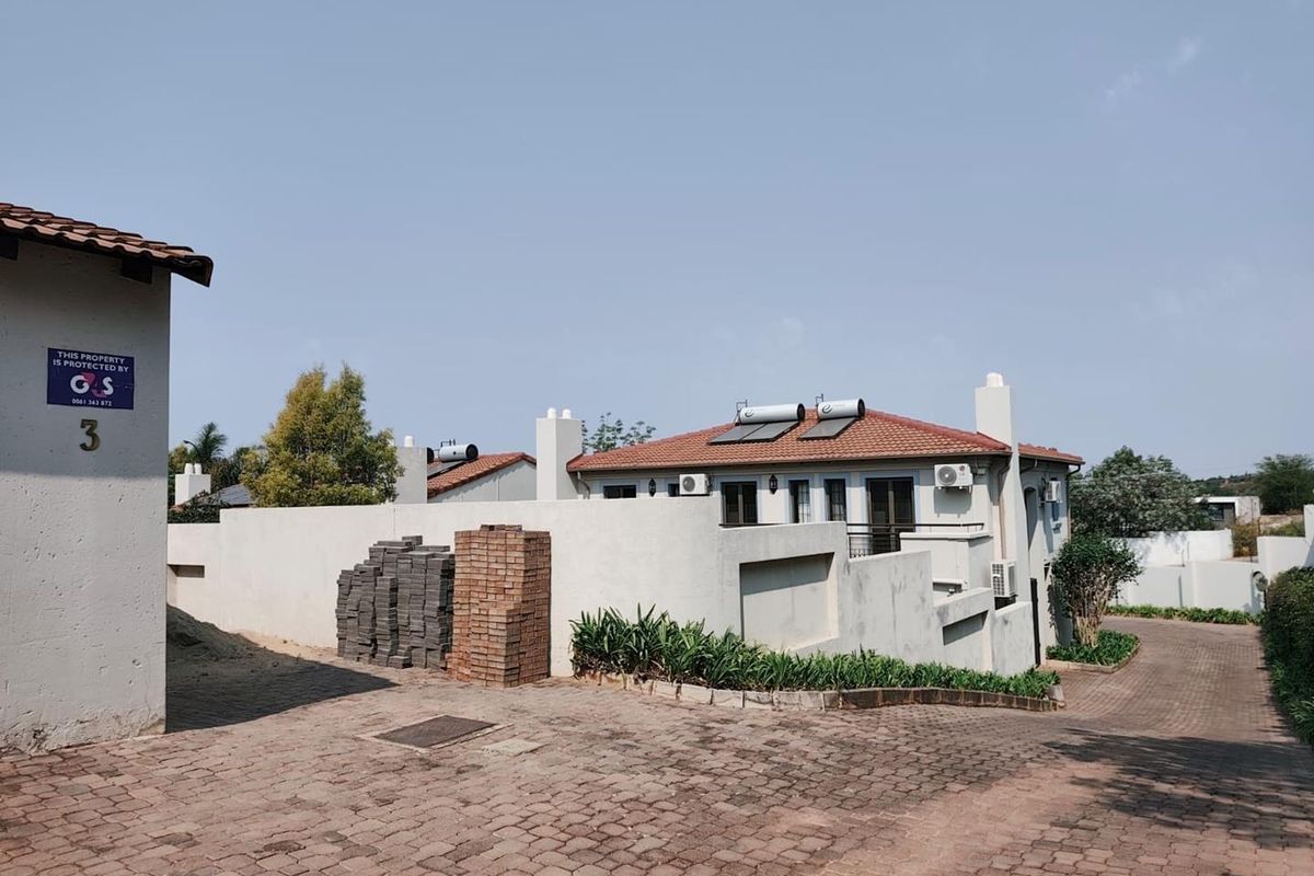 4 Modern Home to Rent in secure estate Waterkloof Ridge - Photo 3