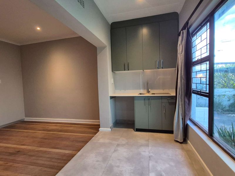 Modern Studio Apartment in Kenwyn – Secure & Stylish Living - Photo 2